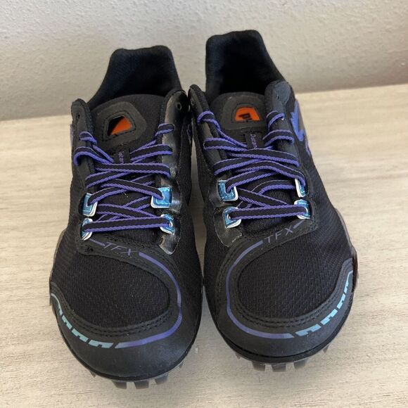 PUMA Women’s Sz 6.5 Black RUNNING TFX DISTANCE V4 Shoes NIB - Picture 8 of 15